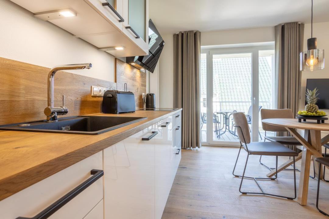 Villa Dornkamp 4 - Luxurioese Ferienwohnung Fuer 4 Personen Inklusive Balkon Und Sauna 티멘도르프스트랜드 외부 사진